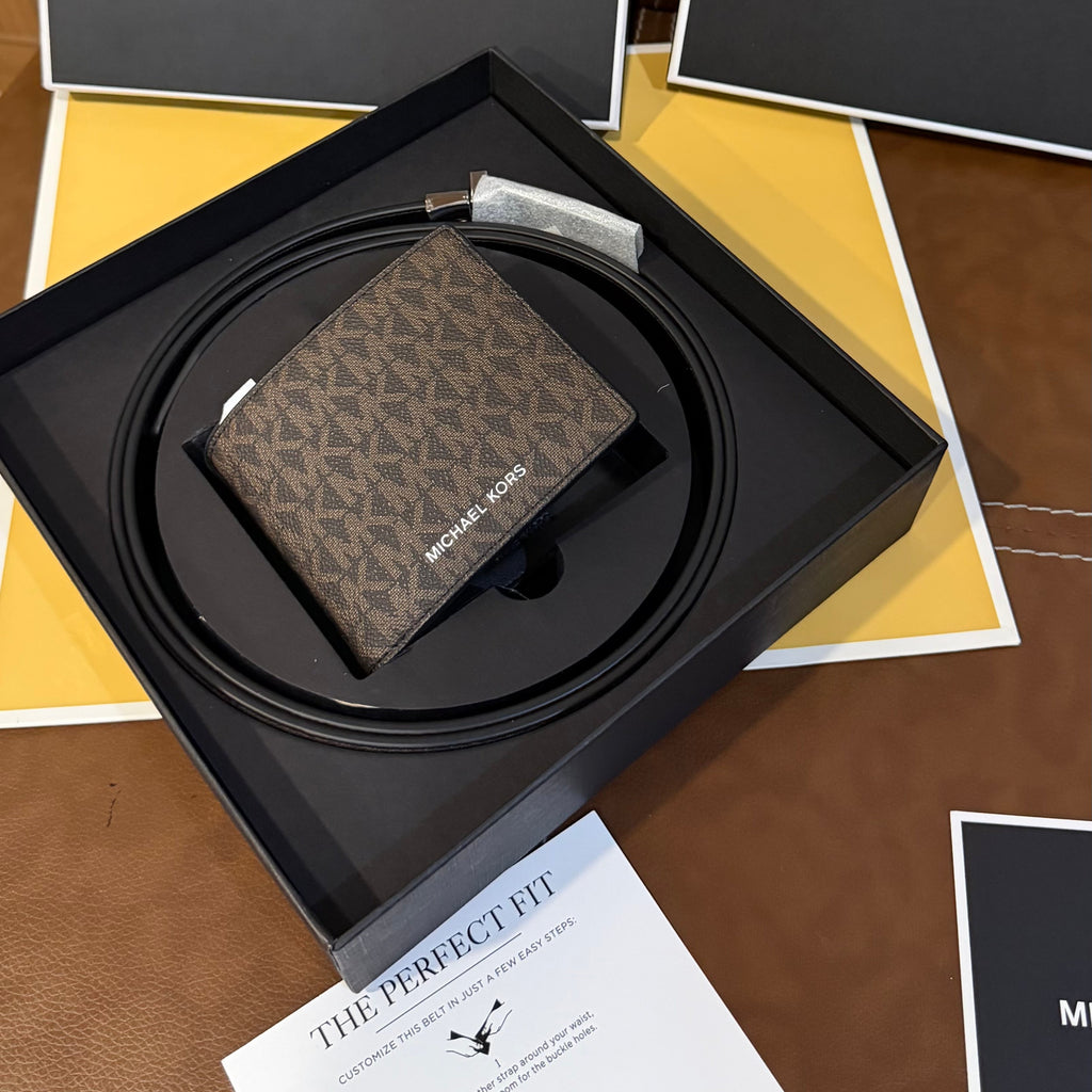 Michael Kors Men’s Wallet with Passcase