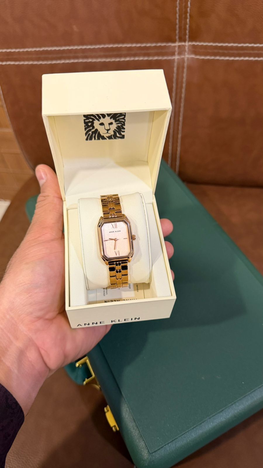 Original Anne Klein Women Vintage Roman Numeral Gold Watch – Classic Dial