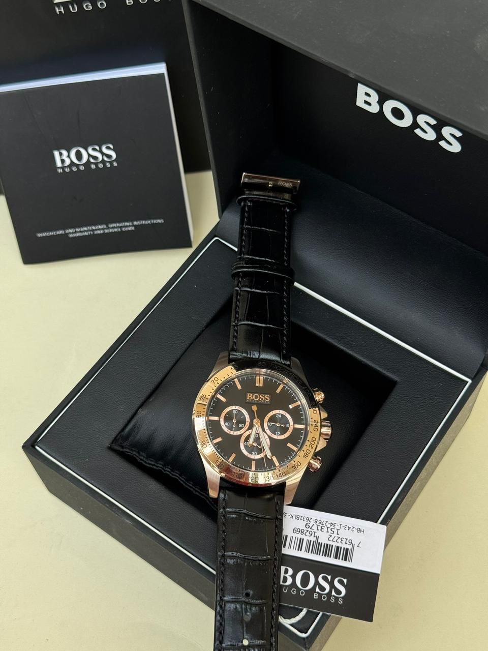 Hugo Boss Signature Men’s Watch | Elegant Luxury Collection