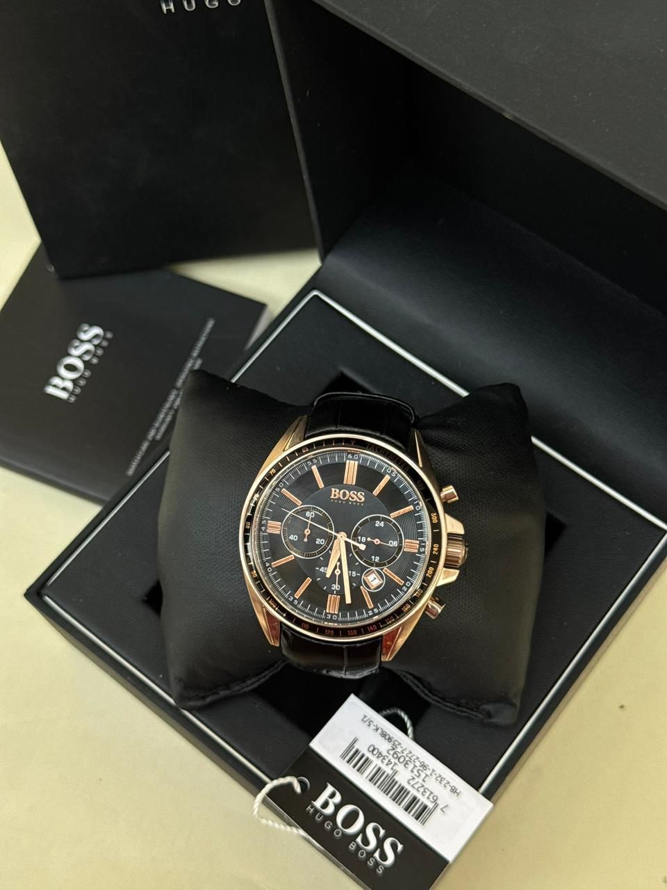 Boss Elite Men’s Wrist Watch | Modern Sophistication