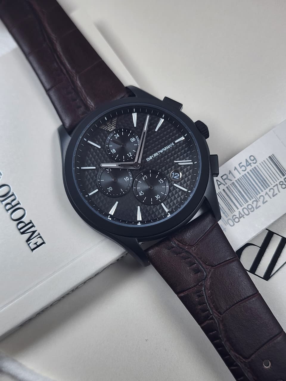 Emporio Armani Men’s Luxury Watch – Elegant & Modern Design