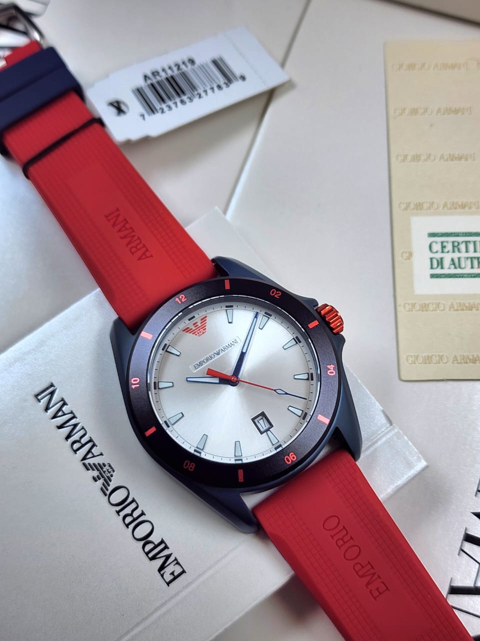 Emporio Armani Men’s Designer Watch – Classic Italian Craftsmanship