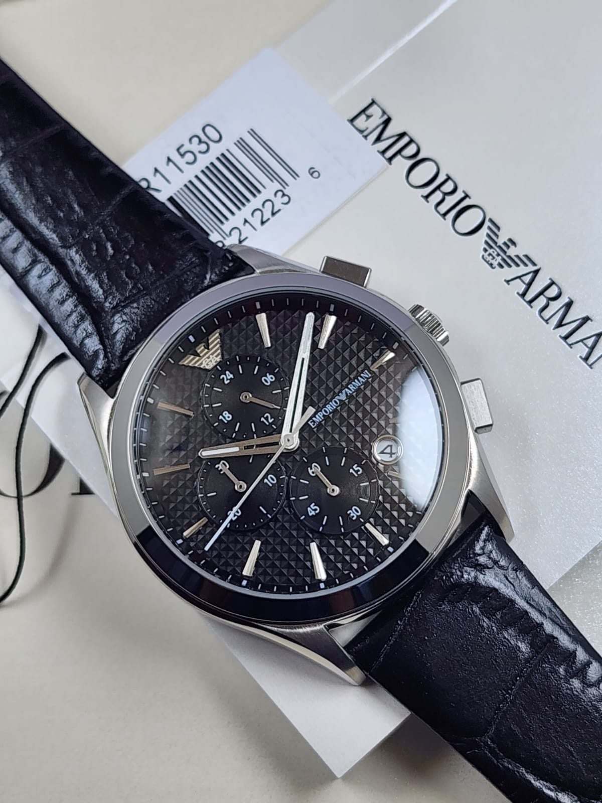 Emporio Armani Men’s Premium Watch – Sophisticated & Stylish