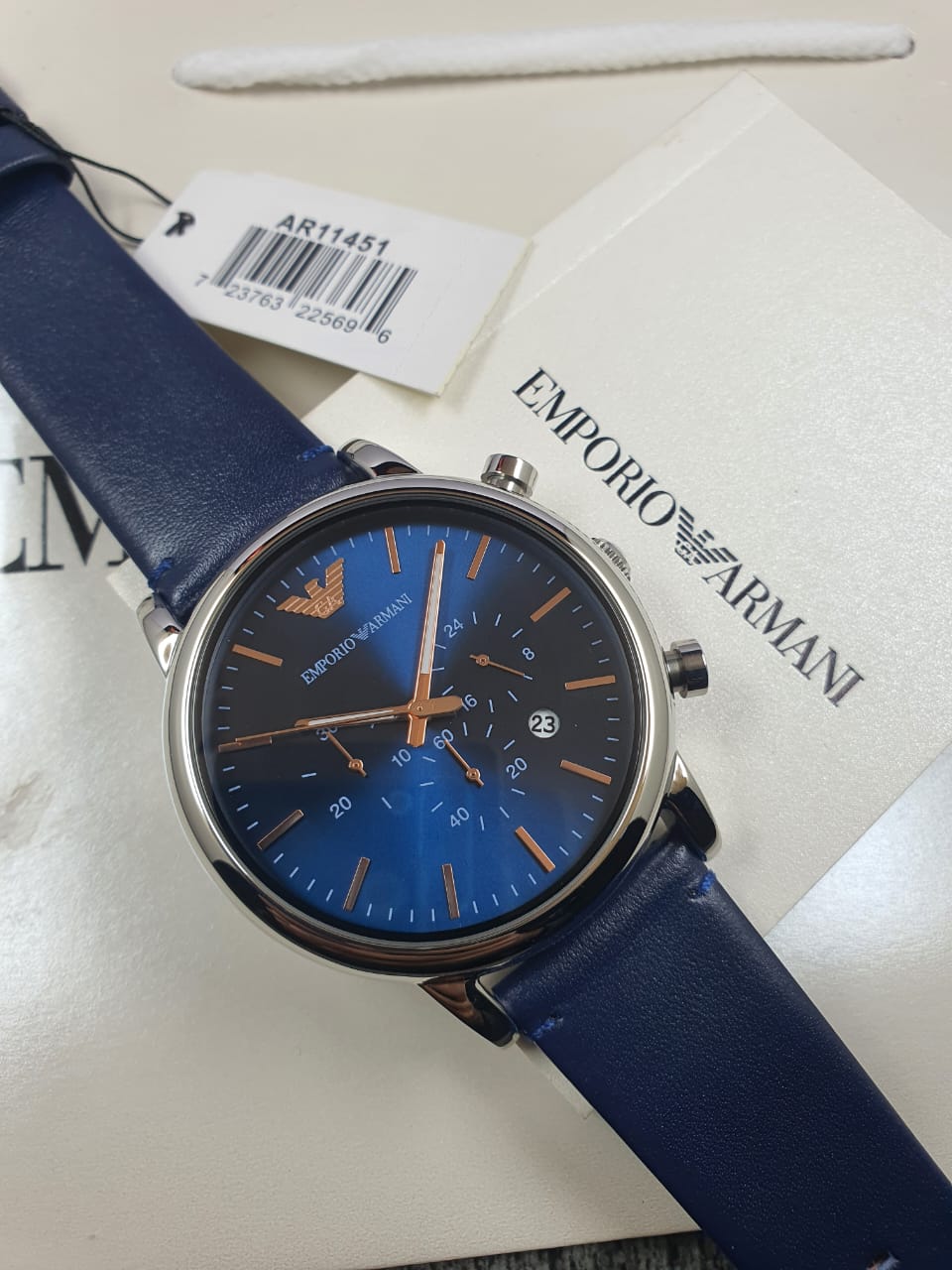 Emporio Armani Men’s Designer Watch – Classic Italian Craftsmanship